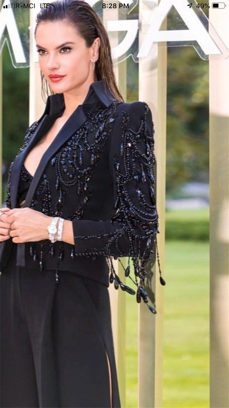 بلورات سوداء النساء الدعاوى مج - مراجعة Women Formal Wear With Black Blazer وسعره
