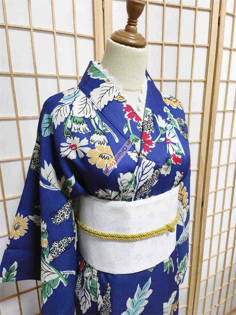 كيمونو ياباني رسمي للنساء، يوك - مراجعة Japanese Women Formal Wear وسعره