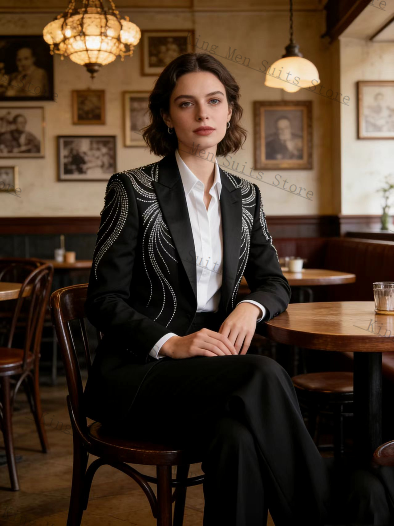 طقم بدلة نسائية سوداء من قطعتي - مراجعة Women Formal Wear With Black Blazer وسعره