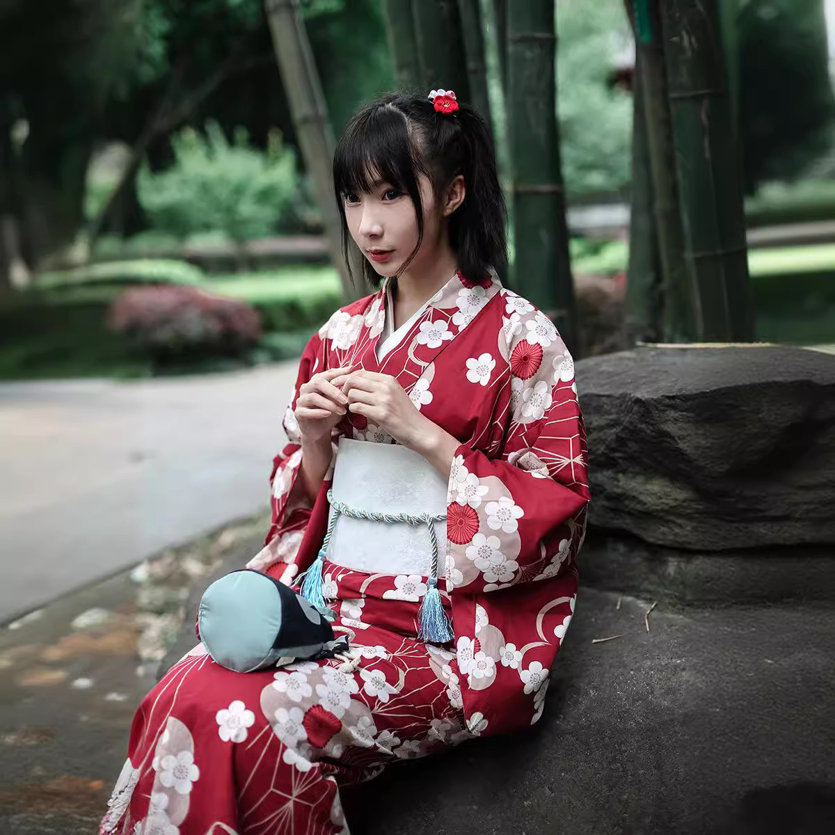 كيمونو ياباني أحمر للنساء بتصم - مراجعة Japanese Women Formal Wear وسعره