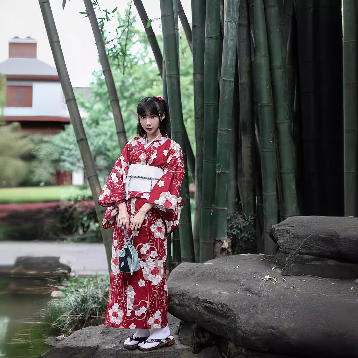كيمونو ياباني أحمر للنساء بتصم - مراجعة Japanese Women Formal Wear وسعره