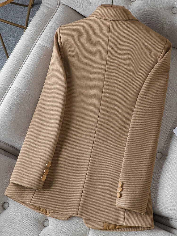 سترة نسائية عصرية باللون الأخض - مراجعة Women Formal Wear With Black Blazer وسعره