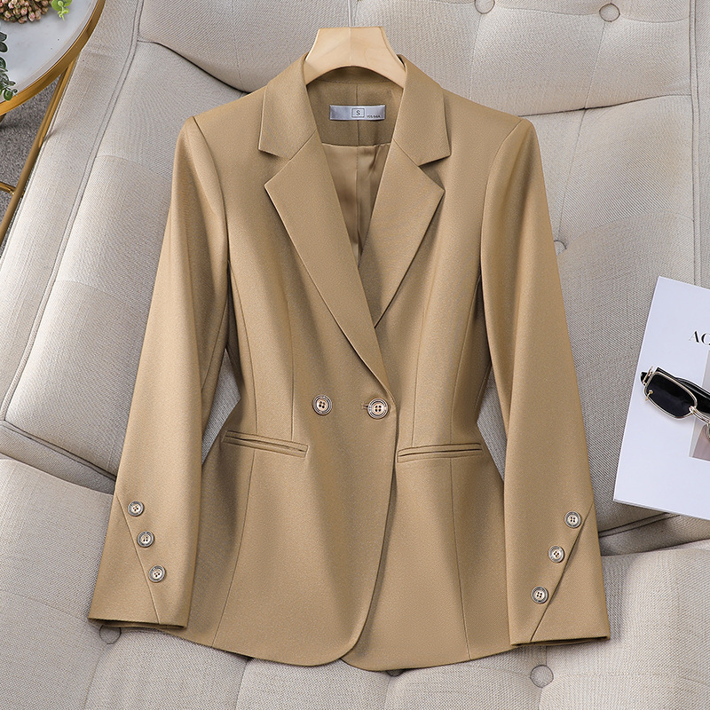 سترة نسائية مزدوجة الصدر بلون  - مراجعة Women Formal Wear With Black Blazer وسعره
