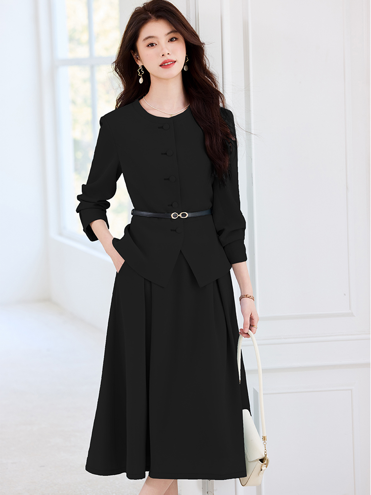 بدلة تنورة رسمية للسيدات على ا - مراجعة Women Formal Wear With Black Blazer وسعره